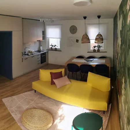 Apartman Rainbow Apartment, *