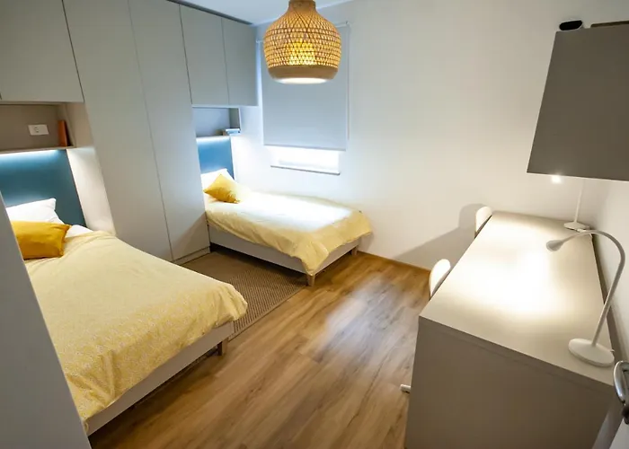 아파트 Rainbow Apartment, 코페르