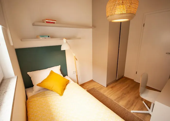 Rainbow Apartment, 코페르